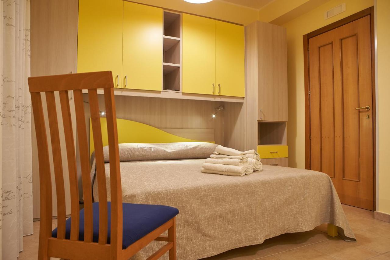B&B Mary Grace Rossano Stazione Dış mekan fotoğraf