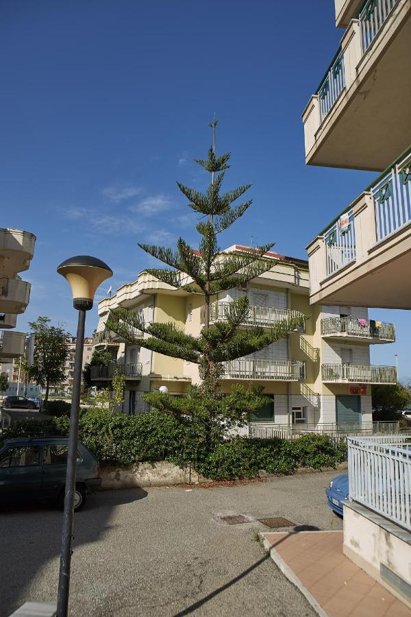 B&B Mary Grace Rossano Stazione Dış mekan fotoğraf