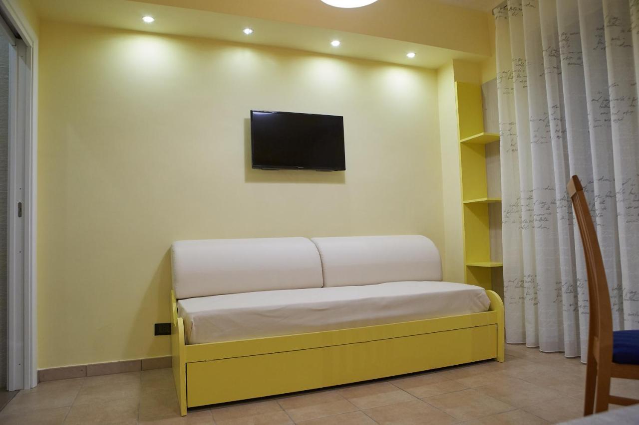 B&B Mary Grace Rossano Stazione Dış mekan fotoğraf